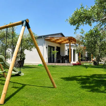 Holiday home Aivazidis I